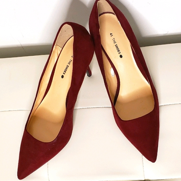 Maroon Heels - Picture 1 of 5